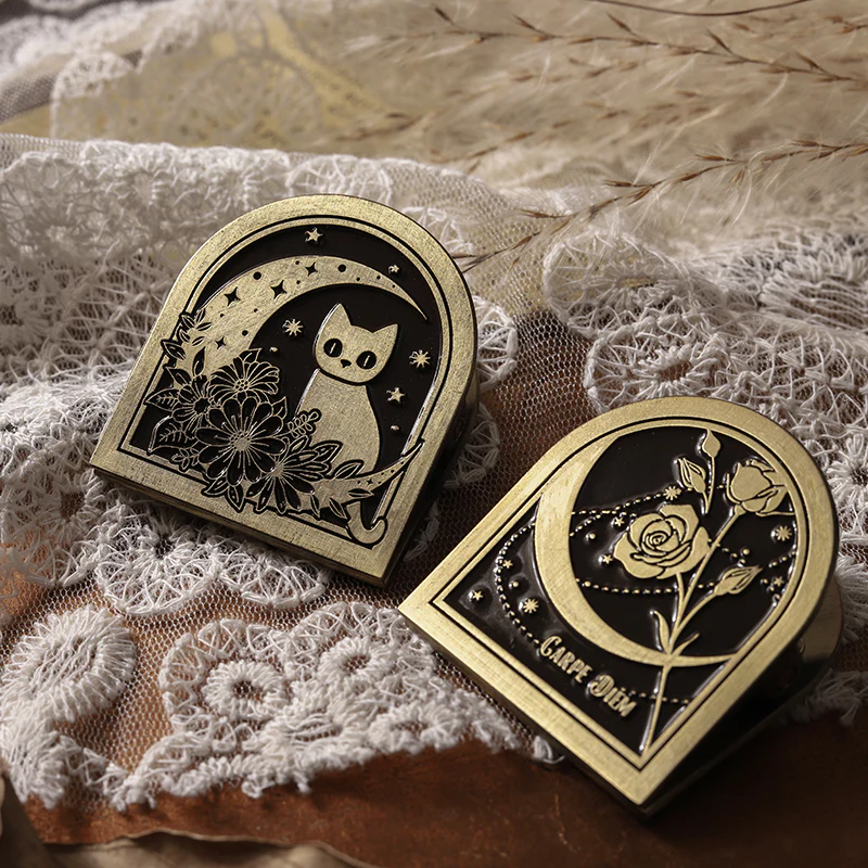 Vintage Elegant Hand Account Metal Clip-TAHARA - Image 5